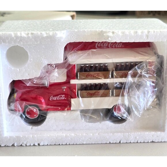 Dept 56 The Original Snow Village Coca-Cola Delivery Truck #54798 Old Stock w/Bx - Picture 1 of 9